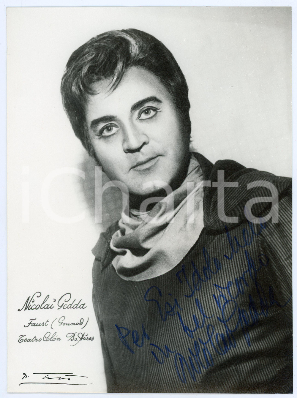 1971 BUENOS AIRES Nicolai GEDDA tenor as Faust - AUTOGRAPHED photo 18x24 cm Fotografia d'epoca, con autografo. CONDIZIONI: GFORMATO: 18x24 cm     originale e autentica 1