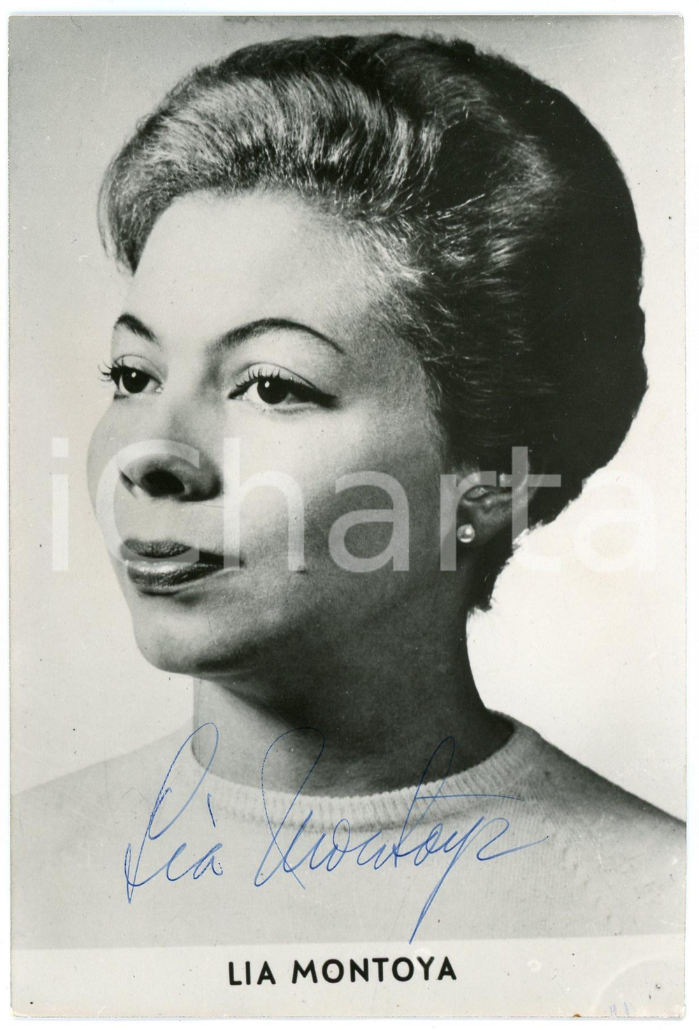 1960 ca LIRICA Lia MONTOYA soprano - Foto con AUTOGRAFO 10x15 cm Fotografia d'epoca, con autografo. CONDIZIONI: GFORMATO: 10x15 cm     originale e autentica 1