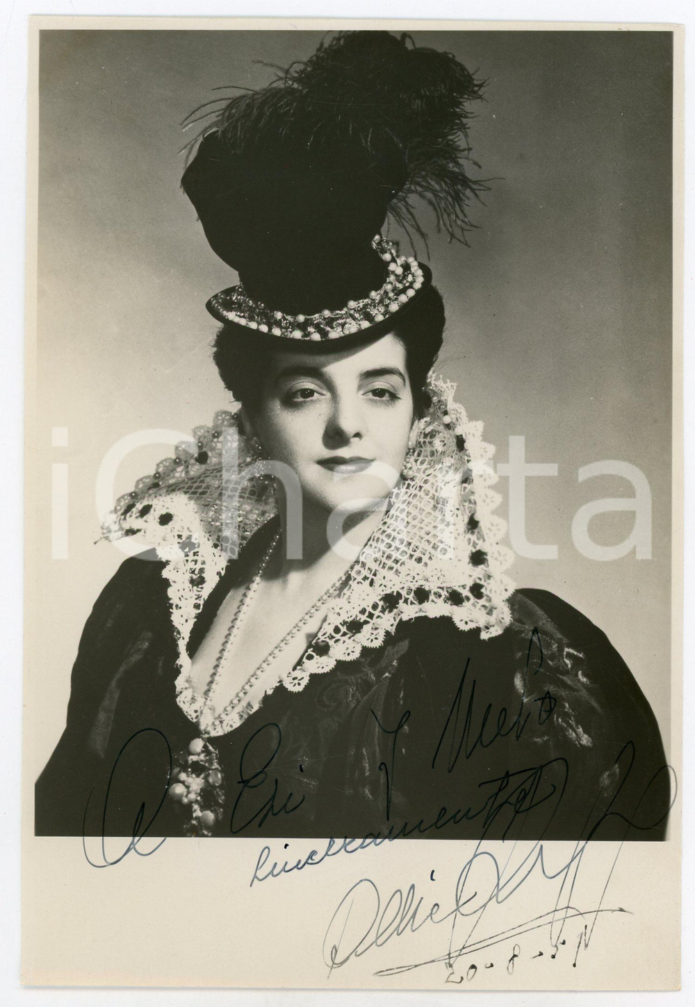 1951 Delia RIGAL soprano - "Don Carlo" - AUTOGRAPHED Photo12x18 cm Fotografia d'epoca, con autografo. CONDIZIONI: GFORMATO: 12x18 cm     originale e autentica 1