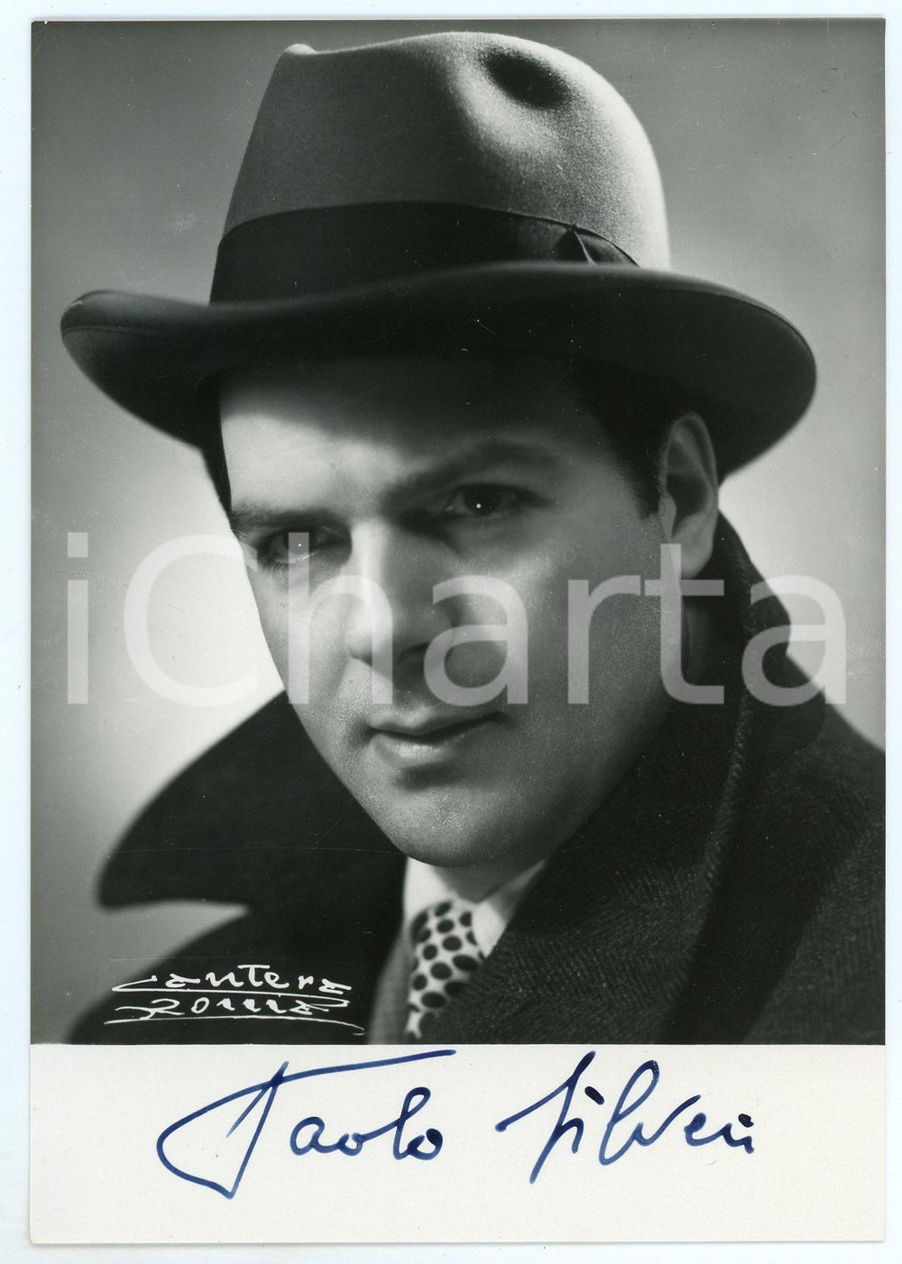 1951 Paolo SILVERI baritono - Foto con AUTOGRAFO 11x15 cm Fotografia seriale d'epoca, con autografo. CONDIZIONI: GFORMATO: 11x15 cm     originale e autentica 1