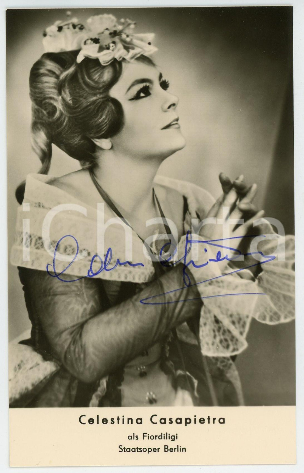 1978 STAATSOPER BERLIN Celestina CASAPIETRA as Fiordiligi  - AUTOGRAPHED Photo Fotografia d'epoca, con autografo. CONDIZIONI: GFORMATO: 9x14 cm    originale e autentica 1