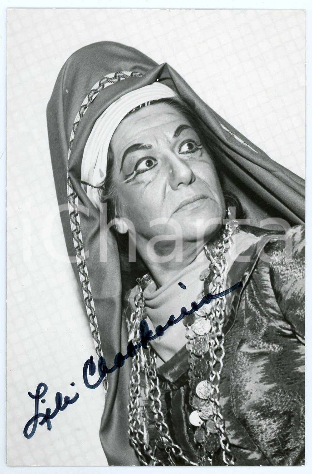 1970 Lili CHOOKASIAN American contralto *AUTOGRAPHED Photo 10x15 cm Fotografia d'epoca, con autografo. CONDIZIONI: G FORMATO: 10x15 cm     originale e autentica 1