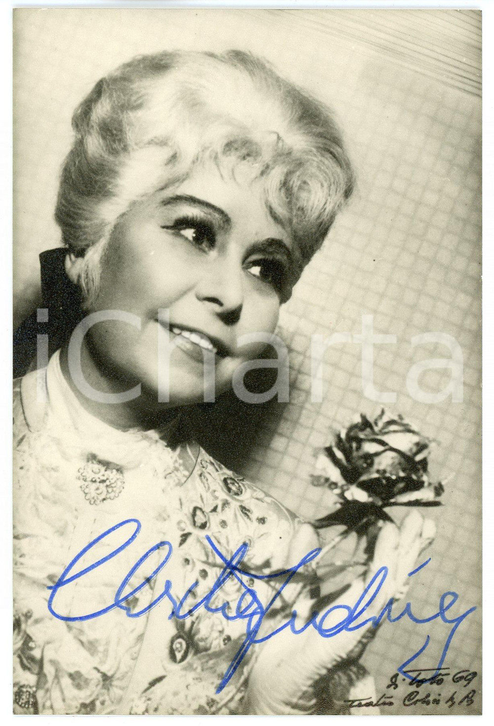 1969 BUENOS AIRES Soprano Christa LUDWIG - "Wozzeck" AUTOGRAPHED Photo 10x15 cm Fotografia d'epoca, con autografo. CONDIZIONI: GFORMATO: 10x15 cm     originale e autentica 1
