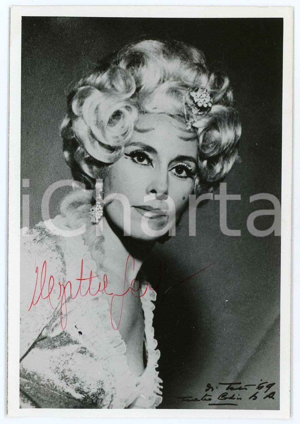 1969 ARGENTINA Soprano Myrtha GARBARINI - AUTOGRAPHED Photo 10x15 cm Fotografia d'epoca, con autografo. CONDIZIONI: GFORMATO: 10x15 cm     originale e autentica 1