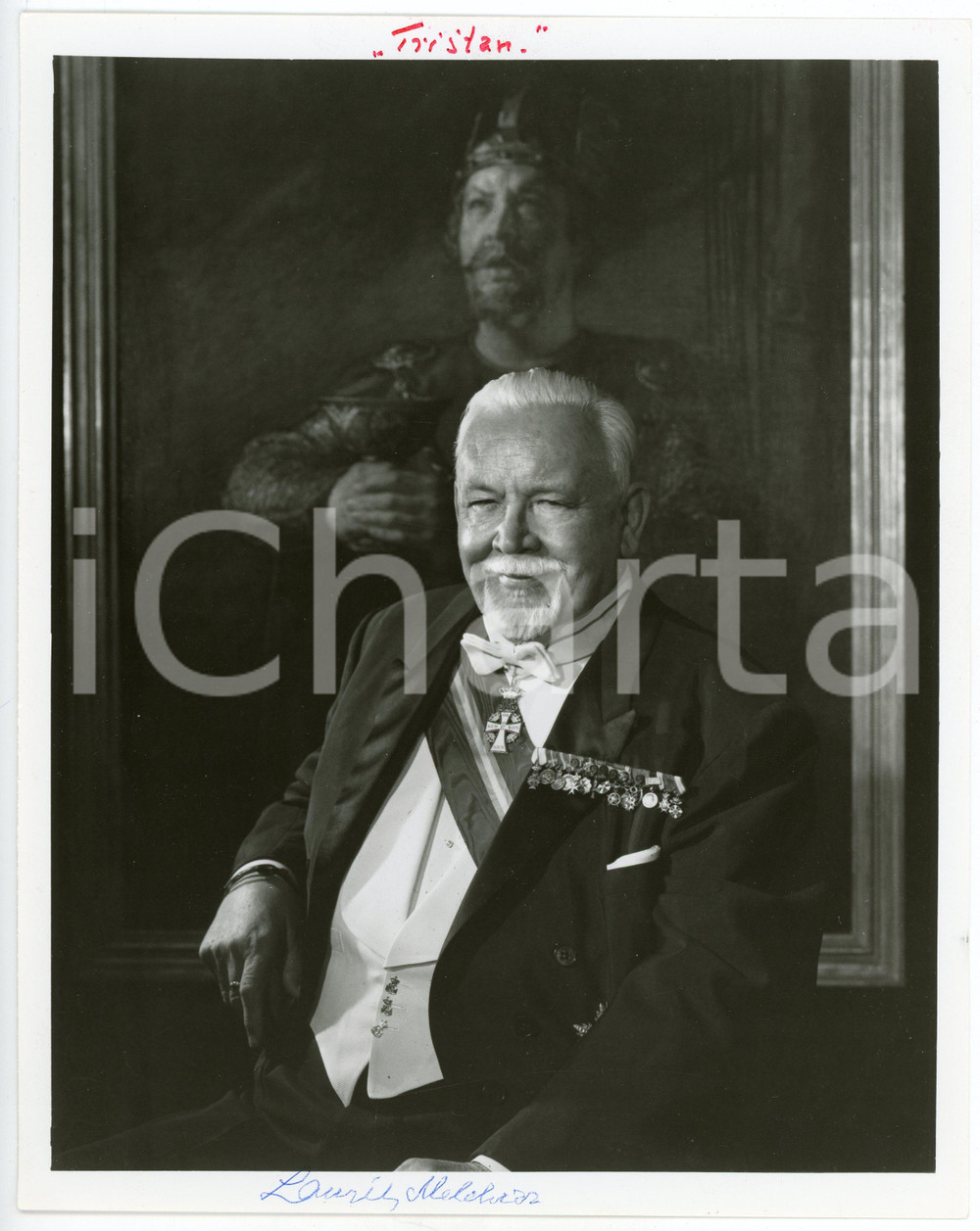 1960 ca Tenor Lauritz MELCHIOR with his Tristan portrait - AUTOGRAPHED photo Fotografia d'epoca con autografo. CONDIZIONI: GFORMATO:  20x26 cm    originale e autentica 1