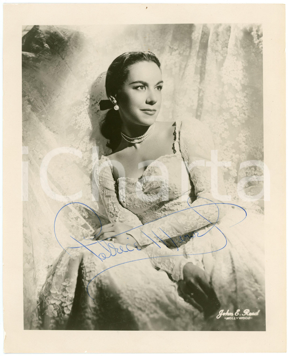 1950 ca Patrice MUNSEL American soprano - SIGNED photo 20x25 cm Fotografia d'epoca, con autografo. CONDIZIONI: P (piccole impressioni marginali)FORMATO: 20x25 cm     originale e autentica 1