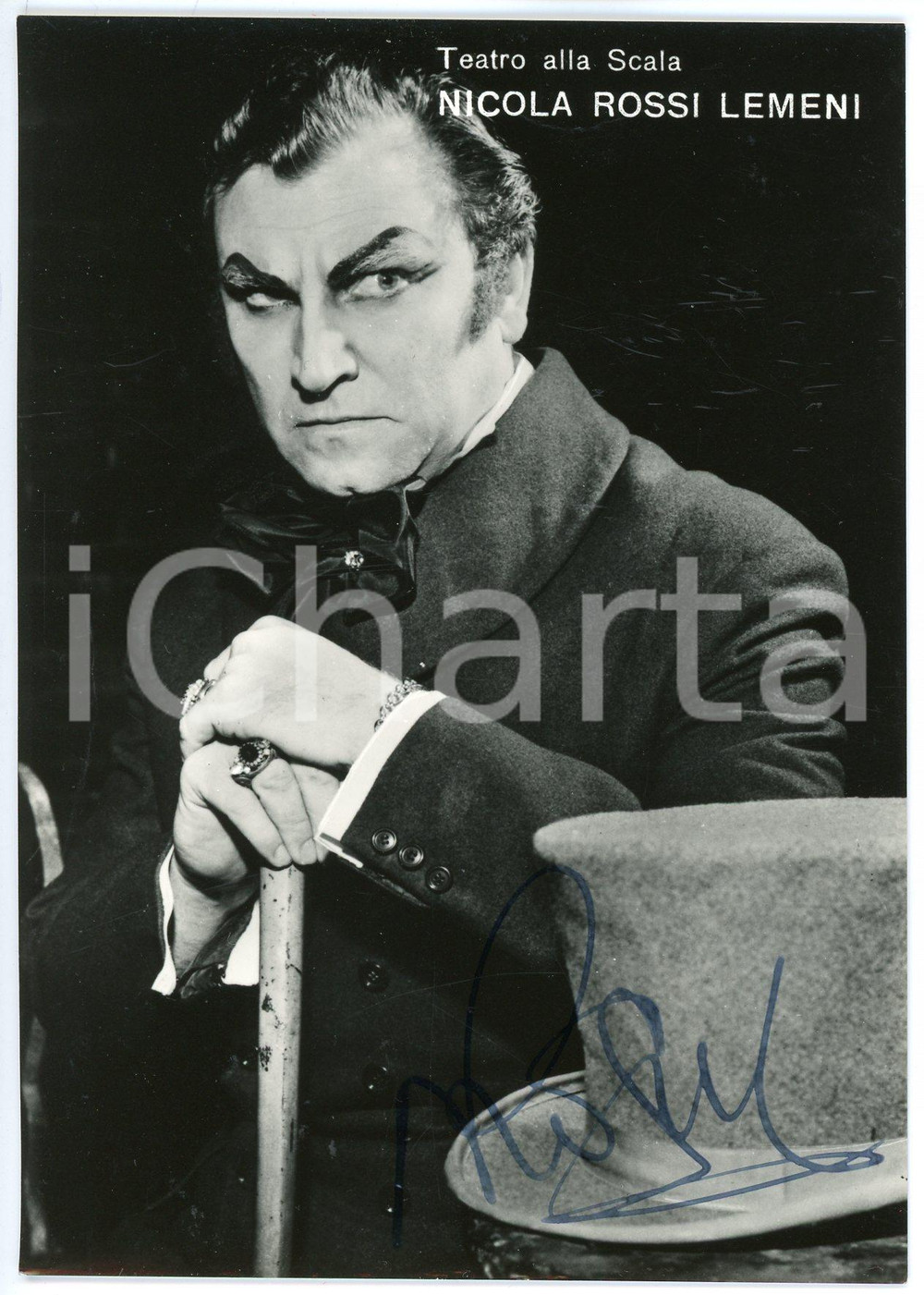 1965 MILANO Teatro alla Scala - Basso Nicola ROSSI-LEMENI - Foto AUTOGRAFO Fotografia d'epoca, con autografo. CONDIZIONI: GFORMATO: 10x15 cm     originale e autentica 1