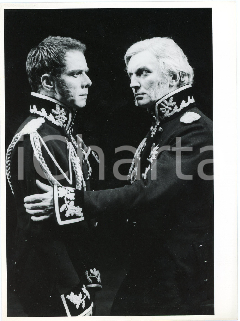 1983 Compagnia TEATRO ELISEO "Principe di Homburg" Gabriele LAVIA Massimo FOSCHI  Fotografia originale, con didascalia al verso. GOOD/buono  Formato: 18x24 cm originale e autentica 1