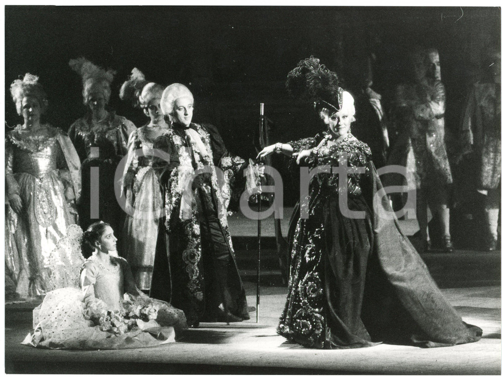 1970 ca FIRENZE Maggio Musicale Fiorentino - Spettacolo - Foto di scena (5)  Fotografia originale.FOTOGRAFO: Roberto Marchiori - Firenze GOOD/buono minimi difetti di stampa Formato: 24x18 cm originale e autentica 1