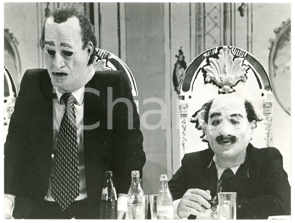 1972 TEATRO INSIEME "A proposito di Liggio" Regia M. MISSIROLI - Foto (2)  Fotografia originale, con didascalia al verso. GOOD/buono  Formato: 24x18 cm originale e autentica 1