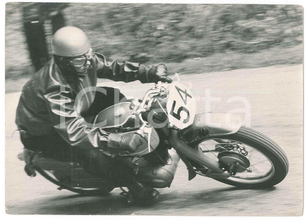 1960 ca LAUSANNE (SUISSE) MOTOCYCLISME - Gérard COLLIN (2) Foto 18x13 cm  Fotografia d'epoca. FAIR/discreto smussature angolari Formato: 18x13 cm originale e autentica 1