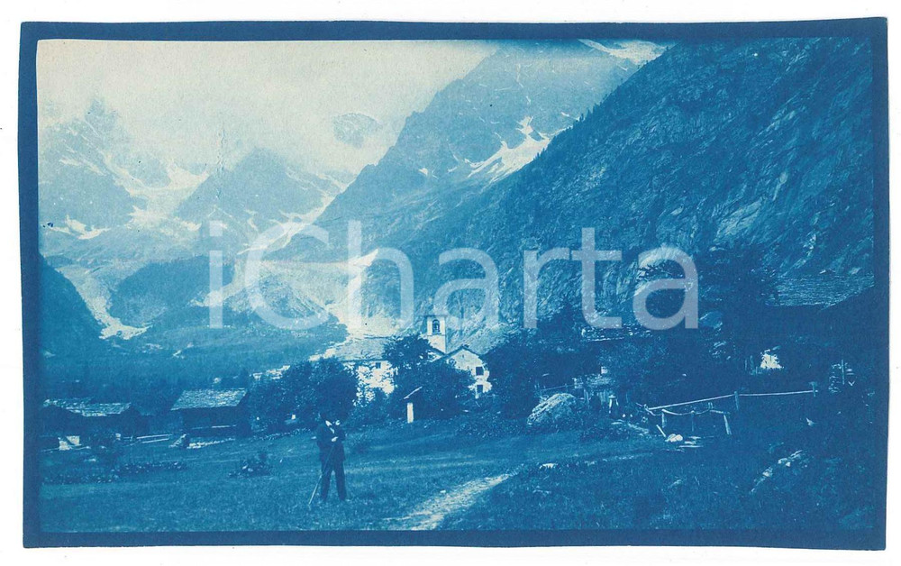 1905 MACUGNAGA Frazione PECETTO - Fotografia Vittorio RONCHETTI Milano 14x8 cm Fotografia d'epoca.FOTOGRAFO: Dr. Vittorio Ronchetti - Milano FAIR/discreto Lievi smussature agli angoli Formato: 14x8 originale e autentica 1