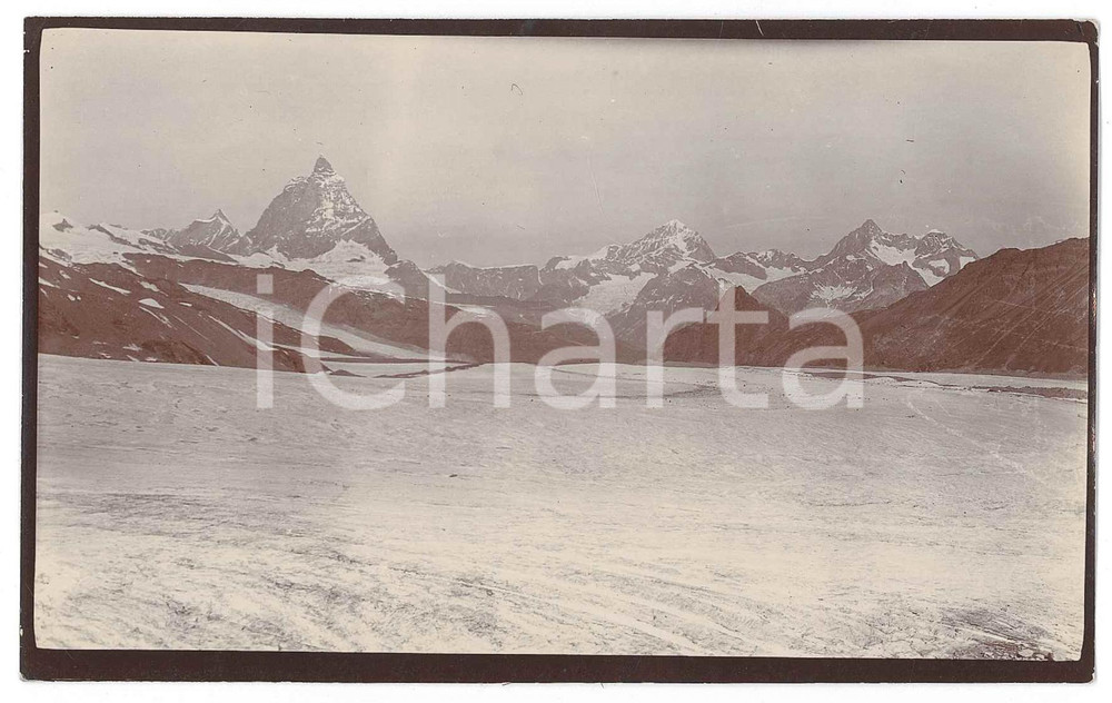 1905 ALPI Dent Blanche - Gabelhorn - Monte Cervino - Dent d'Herens - Foto 14x9 Fotografia d'epoca.FOTOGRAFO: Dr. Vittorio Ronchetti - Milano FAIR/discreto Lievi smussature agli angoli Formato: 14x9 originale e autentica 1