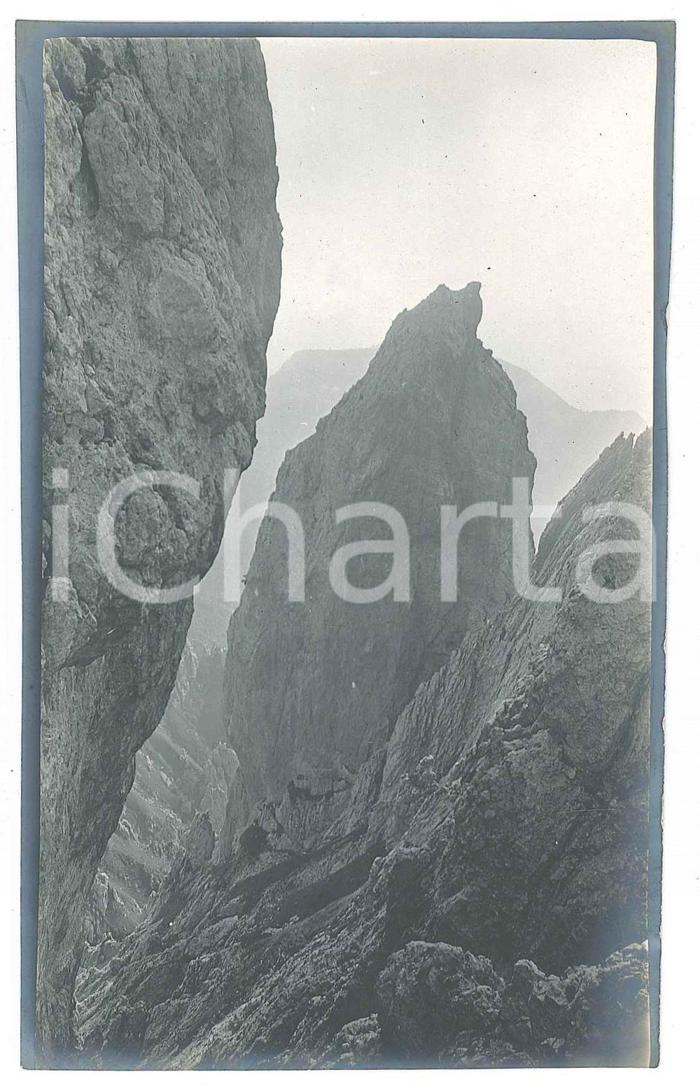 1905 ca VALSESIA - VALLE ANZASCA (?) Panorama montano - Foto 14x8 cm Fotografia d'epoca.FOTOGRAFO: Dr. Vittorio Ronchetti - Milano FAIR/discreto Lievi smussature agli angoli Formato: 14x8 originale e autentica 1