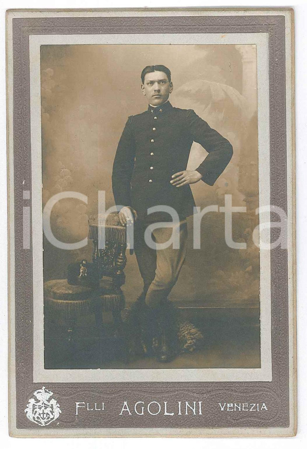 Fotografia d epoca originale 1890 ca VENEZIA Ritratto di ufficiale 79° Regg. Fanteria  Foto Fratelli AGOLINI 1