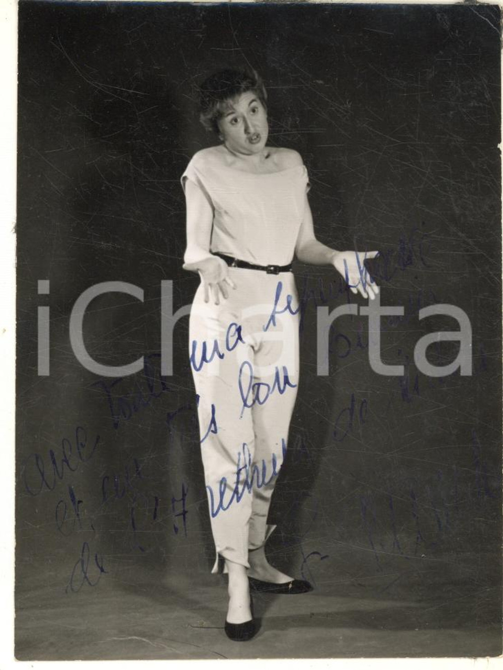 1960 ca FRANCE Jacqueline GIRAUDO fantaisiste comique - Photo AUTOGRAPHE Fotografia d'epoca, con dedica autografa. FAIR/discreto residui cartacei al verso Formato: 9x12 cm originale e autentica 1