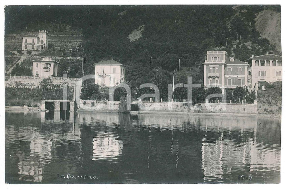 1910 LAGO MAGGIORE (?) Panorama con darsena - Foto Raffaele PEDRETTI  Fotografia d'epoca.FOTOGRAFO: Raffaele Pedretti FAIR/discreto Lievi smussature agli angoli Formato: FP originale e autentica 1