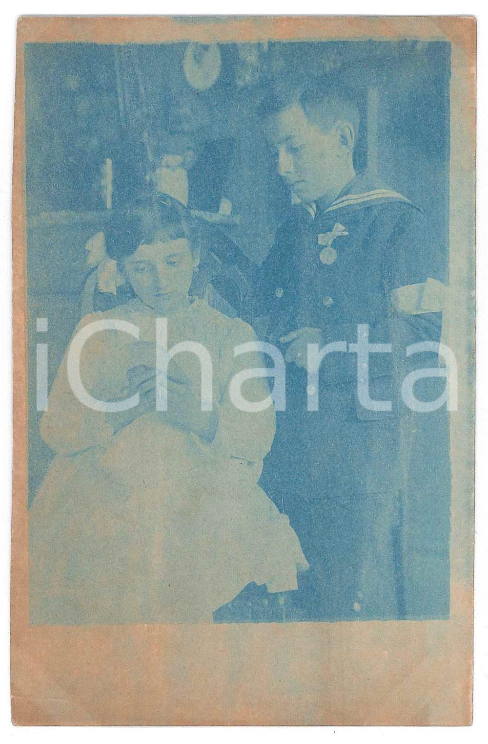 1915 ca MILANO Ritratto dei figli di Raffaele PEDRETTI - Fotografia  Fotografia d'epoca in formato cartolina postale.FOTOGRAFO: Raffaele Pedretti FAIR/discreto Lievi smussature agli angoli Formato: FP originale e autentica 1