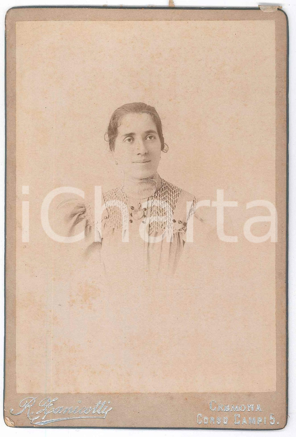 Fotografia d epoca originale 1880 ca CREMONA Ritratto di Elena BETTONI  Foto R. ZANICOTTI 11x16 cm 1