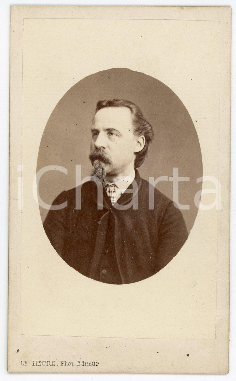 1900 ca TORINO Ritratto maschile - Foto LE LIEURE - CDV  Fotografia originale d'epoca.FOTOGRAFO: La Lieure - TorinoCONDIZIONI: FAIRFORMATO: CDV    originale e autentica 1