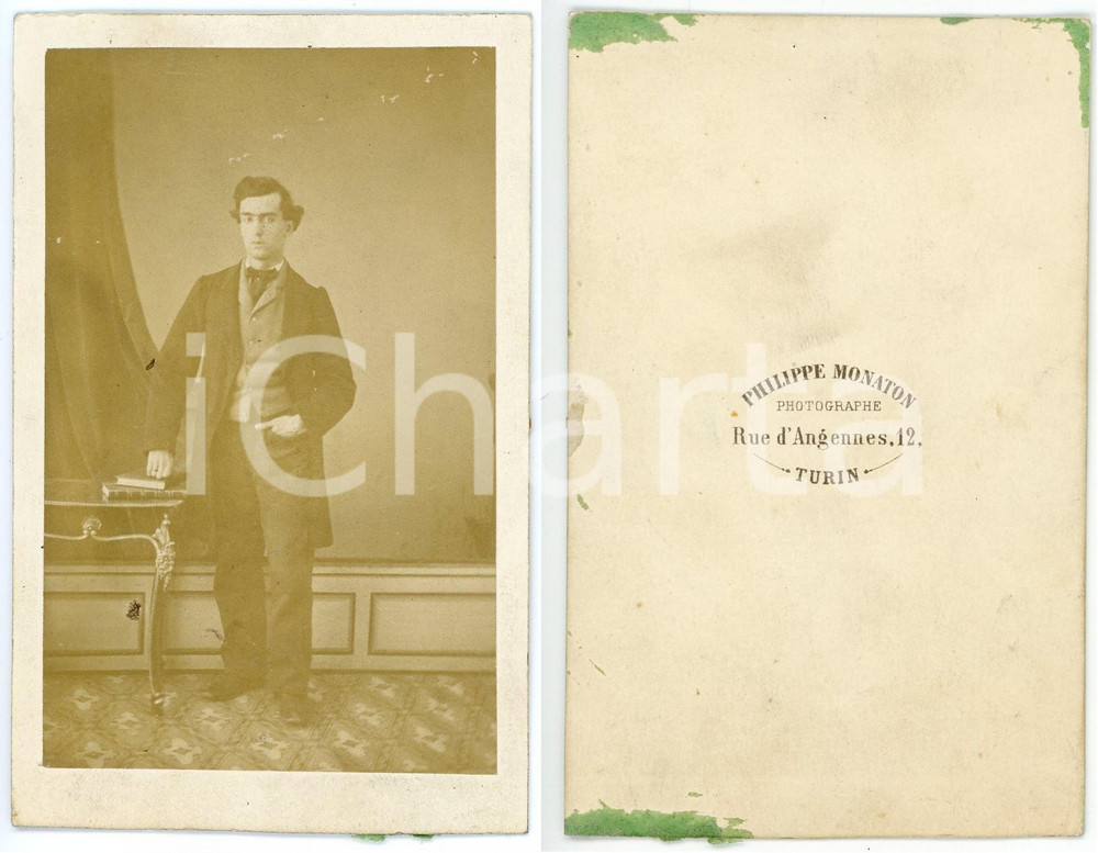 1900 ca TORINO Ritratto di giovane intellettuale - Foto Philippe MONATON - CDV  Fotografia originale d'epoca.CONDIZIONI: FAIR (PICCOLE MACCHIE AL VERSO)FORMATO: CDV    originale e autentica 1