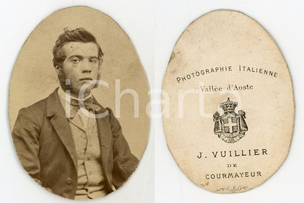 1900 ca COURMAYEUR Ritratto di giovane intellettuale - Foto J. VUILLIER CDV  Fotografia originale d'epoca.CONDIZIONI: POOR (rifilata a mano)FORMATO: CDV    originale e autentica 1