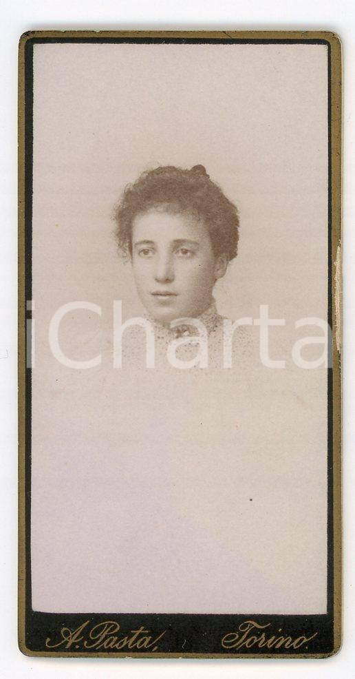 1900 ca TORINO Ritratto di ragazza - Foto Alessandro PASTA - CDV 4x7 cm  Fotografia originale d'epoca.CONDIZIONI: FAIR FORMATO: CDV - 4 x 7 cm    originale e autentica 1