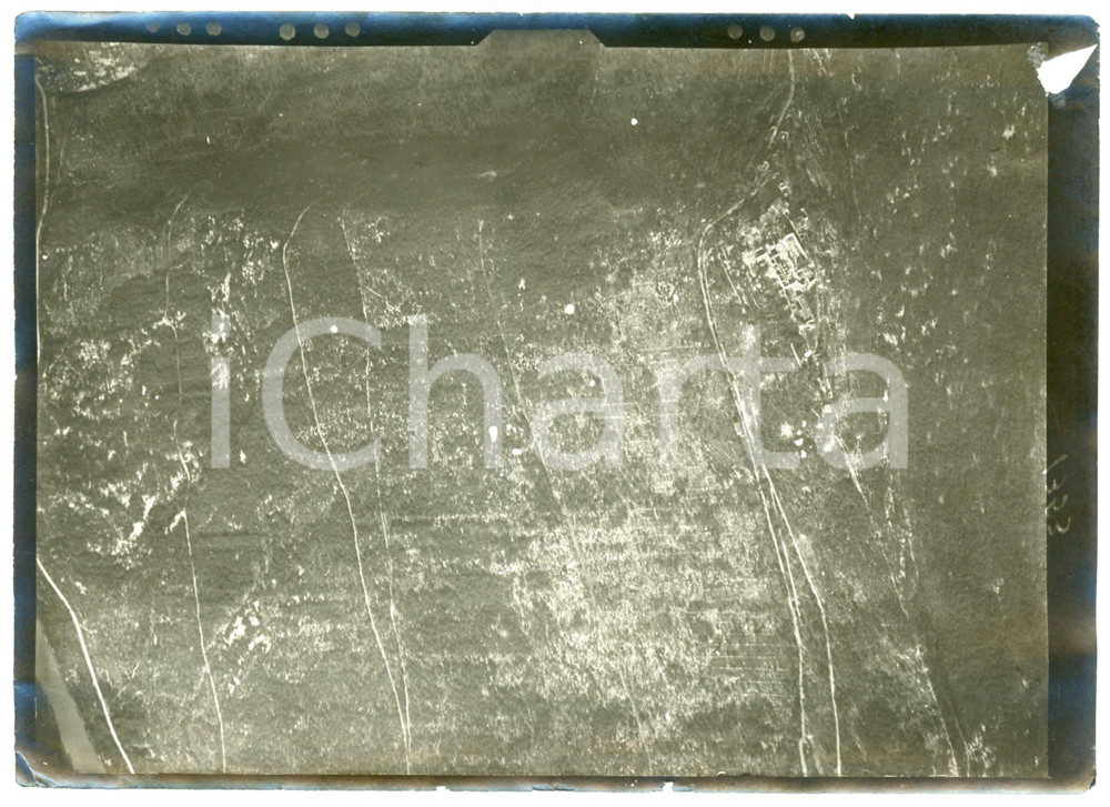 1916 WW1 Area di GORIZIA - Veduta (4) Fotografia aerea 18x13 cm Fotografia originale d'epoca.CONDIZIONI: F (piccola piegatura angolare e abrasione)FORMATO: 16x11 cm    originale e autentica 1
