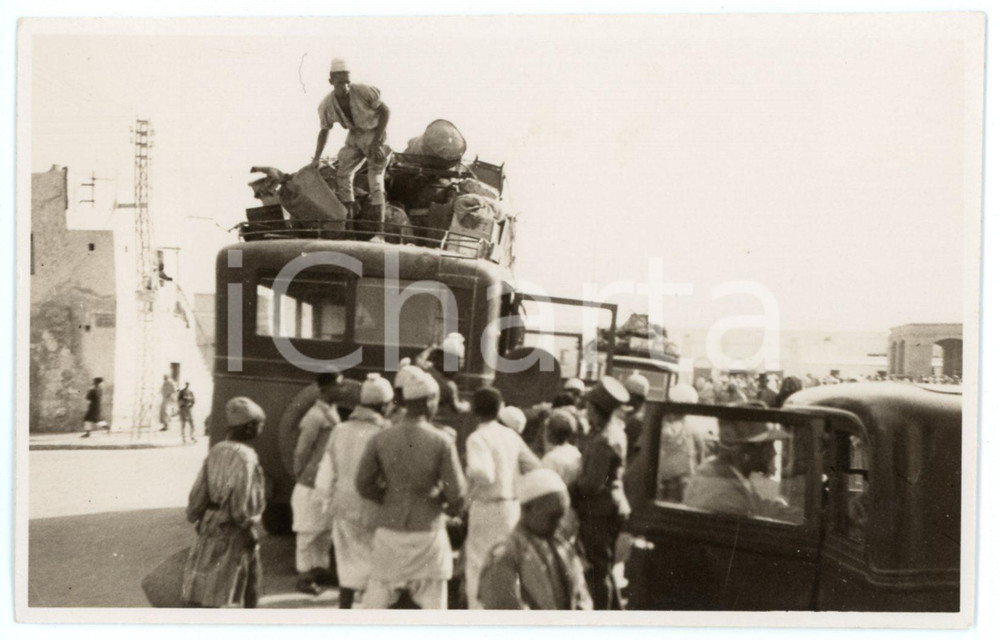 1930 ca LIBIA Corriera HOMS - MISURATA - SIRTE Fotografia 13x8 cm (1) Fotografia d'epoca in formato cartolina postale. CONDIZIONI: FAIR (piegatura all'angolo inferiore sinistro)FORMATO: 13x8 cm    originale e autentica 1