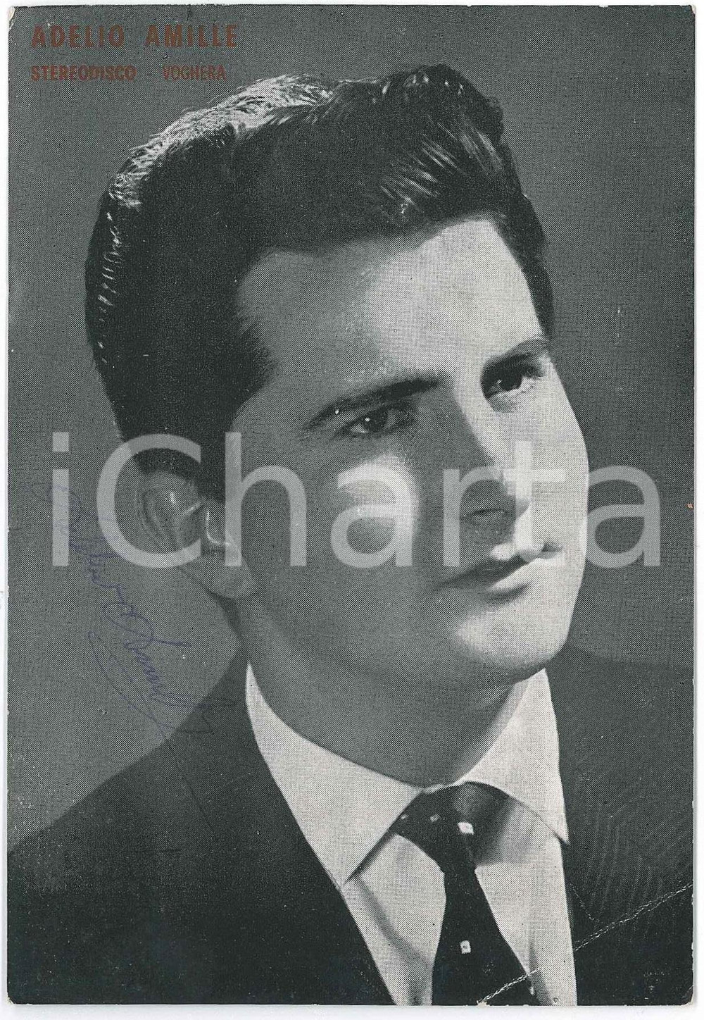1960 ca VOGHERA - Adelio AMILLE cantante - Foto con AUTOGRAFO 10x15 cm Fotografia seriale d'epoca, con autografo. CONDIZIONI: P (piegatura angolare)FORMATO: 10x15 cm    originale e autentica 1