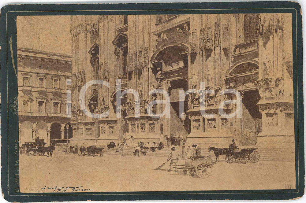 1900 ca MILANO Piazza Duomo - Foto CALZOLARI da acquerello ANIMATA calessi Fotografia d'epoca, montata su cartoncino rigido, da acquerello dell'epoca.FOTOGRAFO: Icilio Calzolari - MilanoCONDIZIONI: GFORMATO: 16x11 cm    originale e autentica 1