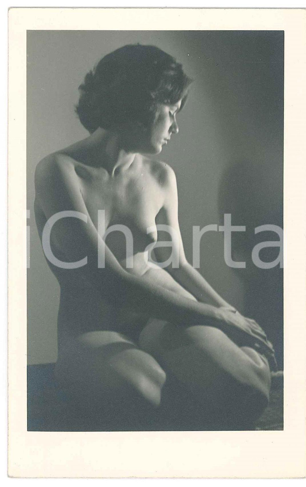 1950 ca EROTICA VINTAGE Nude woman BOUDOIR - Photo  Fotografia seriale d'epoca. CONDIZIONI: GOODFORMATO: 8x13    originale e autentica 1