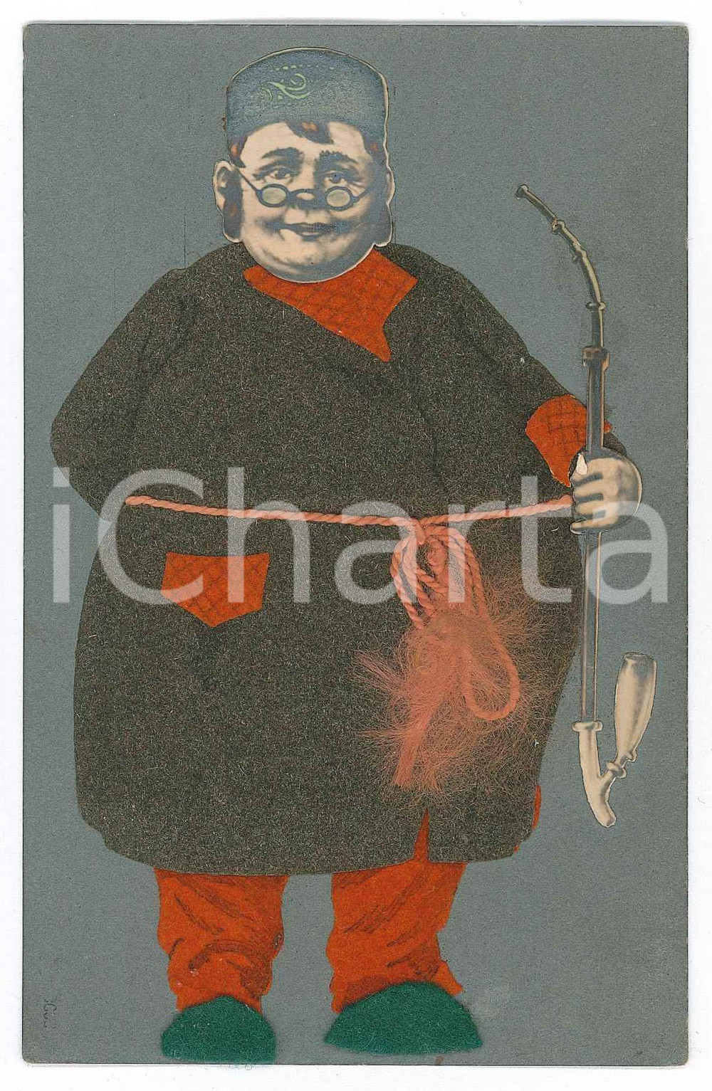 1923 BELGIUM Man with his long pipe - Postcard collage REAL CLOTH  Cartolina postale d'epoca, realizzata con vero tessuto applicato e carta, scritta ma non viaggiata.CONDIZIONI: GFORMATO: 9x14 cm    originale e autentica 1