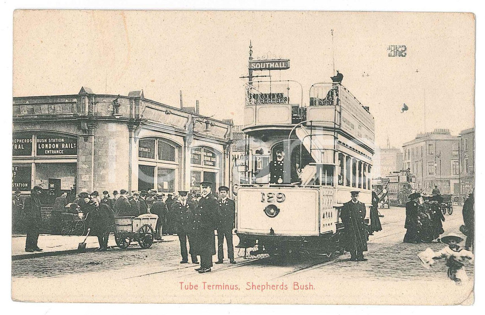 1918 LONDON - SHEPERD'S BUSH Tube terminus - Postcard FP VG  Cartolina postale d'epoca, viaggiata. FAIR/discreto Lievi smussature agli angoli Formato: FP originale e autentica 1
