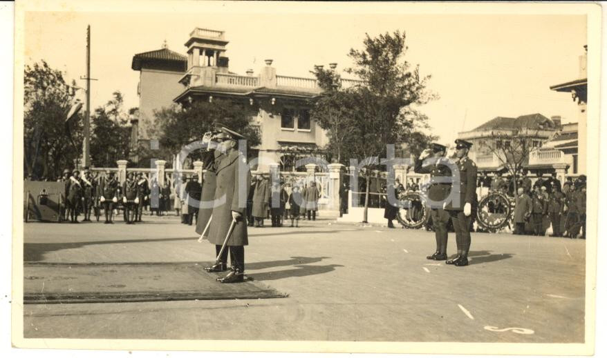 1935 ca CINA TIENTSIN Leoni di SAN MARCO - Saluto militare (2) Foto 11x7 cm Fotografia d'epoca.CONDIZIONI: GFORMATO: 11x7 cm    originale e autentica 1