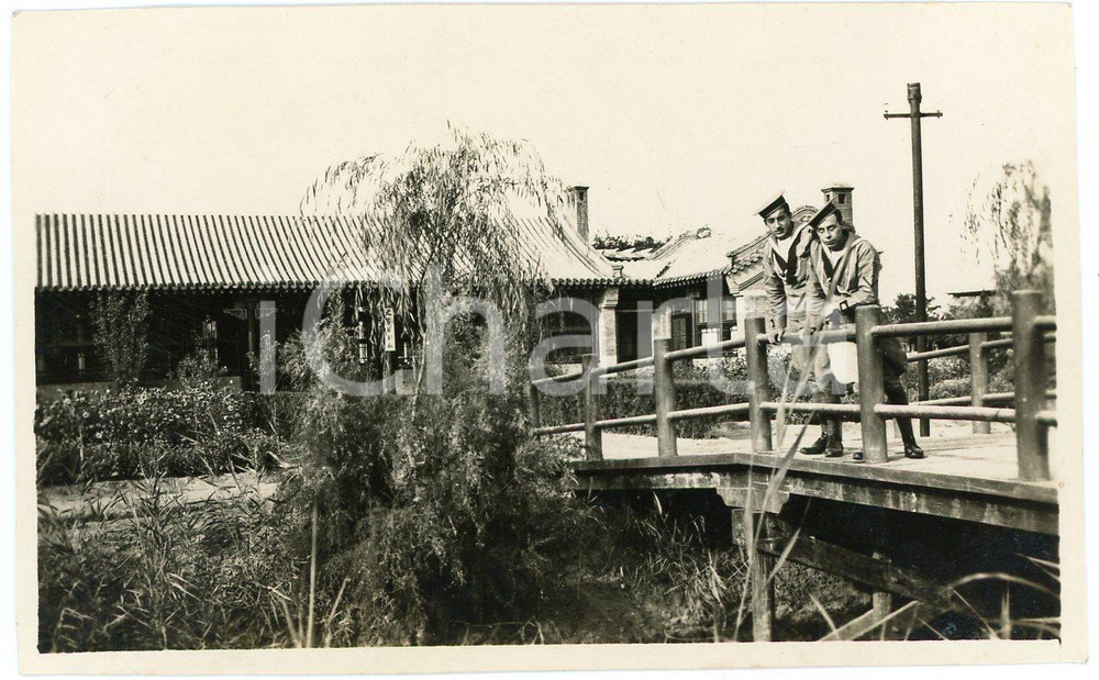 1935 ca. CINA - Leoni di SAN MARCO - Ritratto sul ponte *Fotografia Fotografia d'epoca. GOOD/buono  Formato: 11x7 originale e autentica 1