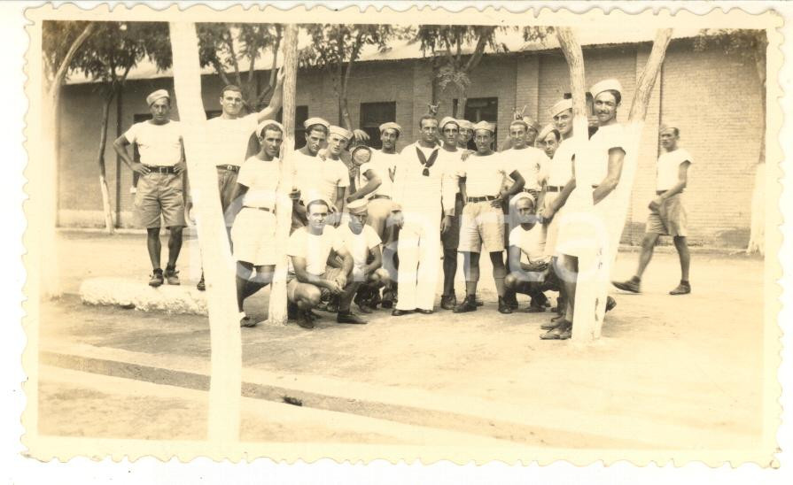 1935 ca CINA TIENTSIN Leoni di SAN MARCO - Gruppo *Foto 11x7 cm Fotografia d'epoca.CONDIZIONI: G FORMATO: 11x7 cm    originale e autentica 1