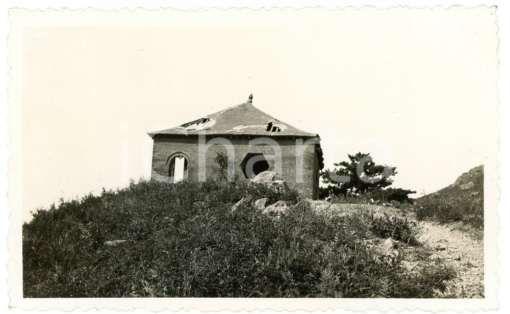 1935 ca CINA Area Grande Muraglia - Paesaggio con edificio diroccato - Foto Fotografia d'epoca. GOOD/buono Minime smussature angolari Formato: 11x6 cm originale e autentica 1