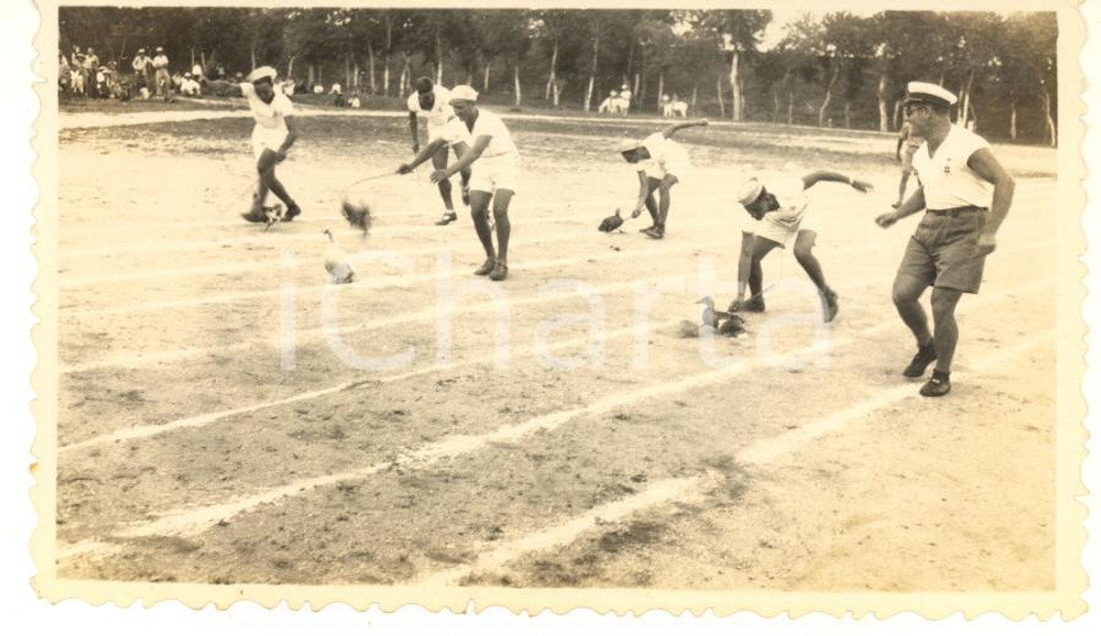 1935 ca CINA TIENTSIN Leoni di SAN MARCO - Corsa con le anatre *Foto 11x7 cm Fotografia d'epoca.CONDIZIONI: GFORMATO: 11x7 cm    originale e autentica 1