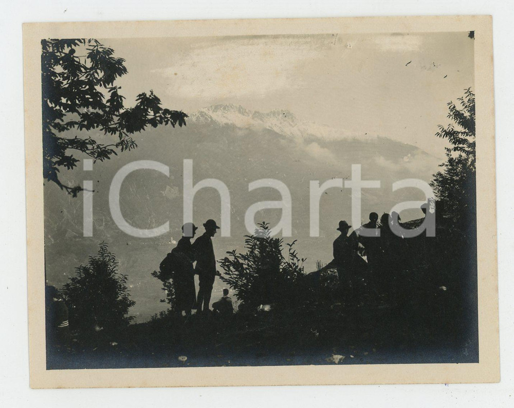 1920 ca LOMBARDIA Gruppo Escursionisti VOGHERA - Monte Legnone - Foto (1) Fotografia d'epoca. GOOD/buono  Formato: 11 x 9 cm originale e autentica 1