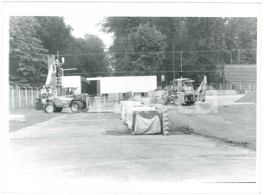 1980 ca MONZA - Autodromo in rifacimento (7) Foto 24x18 cm Fotografia originale d'agenzia. CONDIZIONI: GOODFORMATO: 24x18 cm    originale e autentica 1