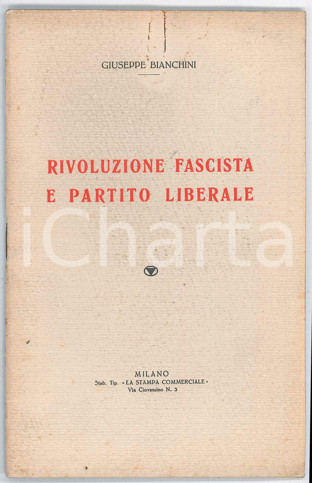 1923 Giuseppe BIANCHINI Rivoluzione fascista e Partito Liberale Pubblicazione d'epoca, con copertina in cartoncino.PAGINE: 27 FAIR/discreto buone condizioni, ma lieve brunitura e traccia di ruggine in copertina Formato: 13x20 cm originale e autentica 1