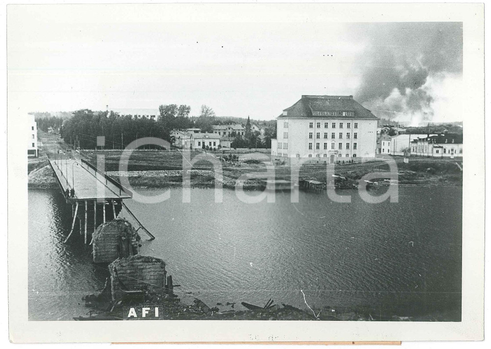 1940 WW2 CARELIA / FINLANDIA Ponte distrutto dai bolscevichi in ritirata - Foto Fotografia originale d'epoca, con didascalia dattiloscritta. FAIR/discreto difetti di stampa Formato: 18x13 cm originale e autentica 1