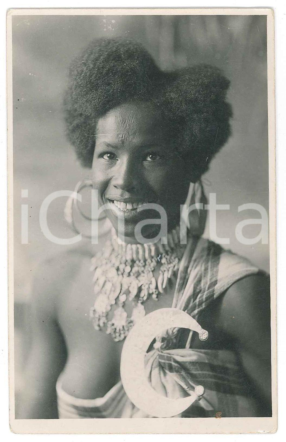 1920 ca AFRICA - EROTICA VINTAGE Ritratto di giovane ragazza - Cartolina FP NV  Cartolina d'epoca.  GOOD/buono  Formato: FP originale e autentica 1