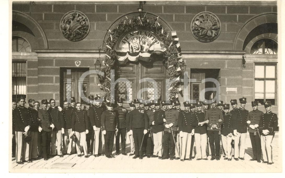 1920 ca ESERCITO Cerimonia militare - Allievi ufficiali - Benvenuti *Foto 14x9  Fotografia d'epoca, in formato cartolina postale. GOOD/buono  Formato: 14x9 cm originale e autentica 1