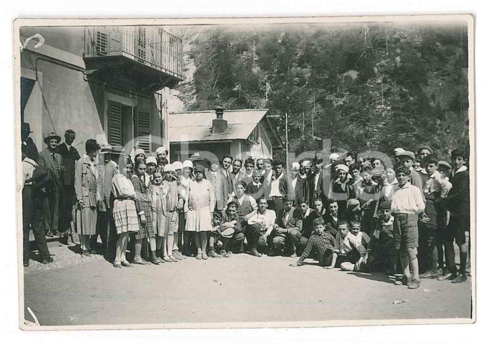 1929 CAVA DELLA MOSSA Gruppo di escursionisti - Foto VINTAGE 8x6 cm  Fotografia d'epoca, con didascalia al verso. GOOD/buono ma piccoli difetti di stampa Formato: 8x6 cm originale e autentica 1