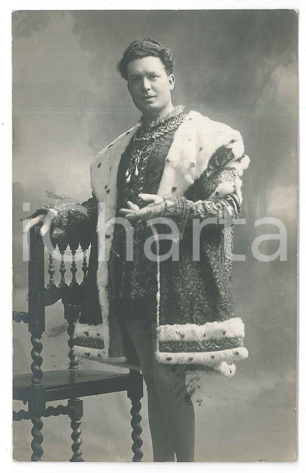 1915 ITALIA TEATRO Attore in costume da re - Foto cartolina  Fotografia d'epoca, in formato cartolina postale.Viaggiata. GOOD/buono  Formato: 9x14 cm originale e autentica 1