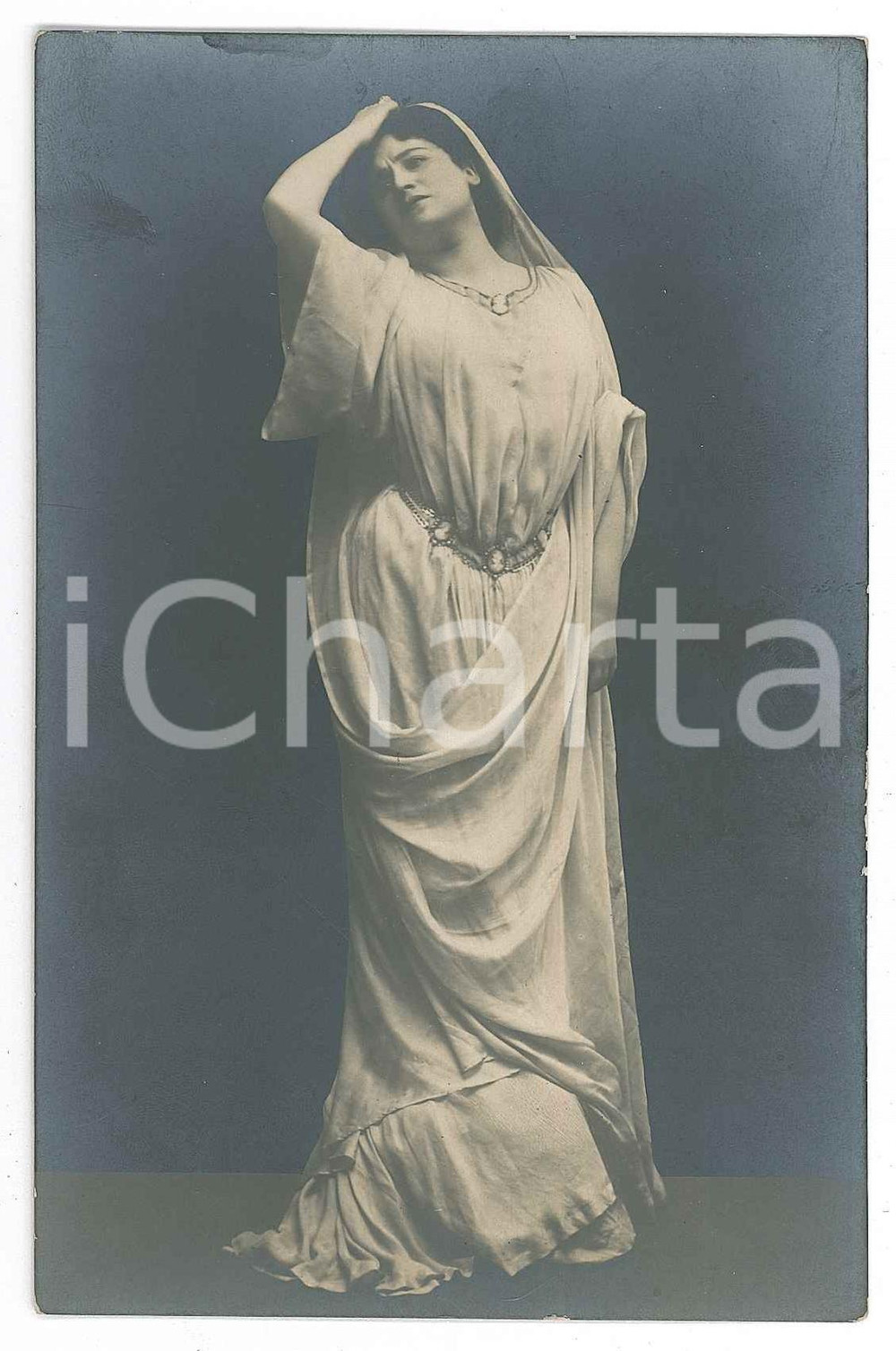 Cartolina originale da collezione 1915 ca TEATRO CLASSICO  Attrice in posa  Cartolina RPPC 1 1