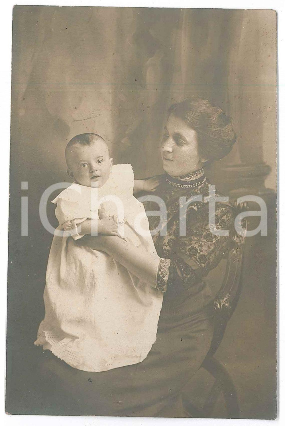 Fotografia d epoca originale 1910 DOMODOSSOLA Ritratto di donna con il figlio Guglielmo  Foto 9x14 cm 1