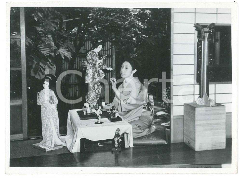 1940 ca JAPAN- CUSTOMS Geisha during a ceremony - Photo18x13 cm Fotografia originale d'epoca. GOOD/buono  Formato: 18x13 cm originale e autentica 1